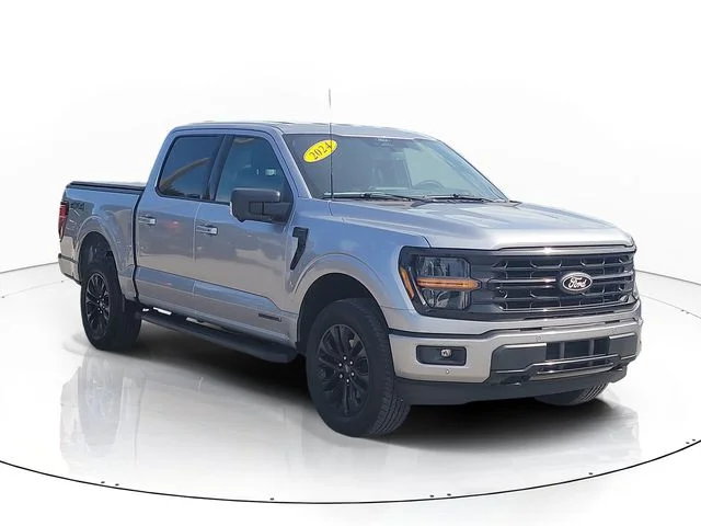 Used 2024 Silver Ford XLT image 3