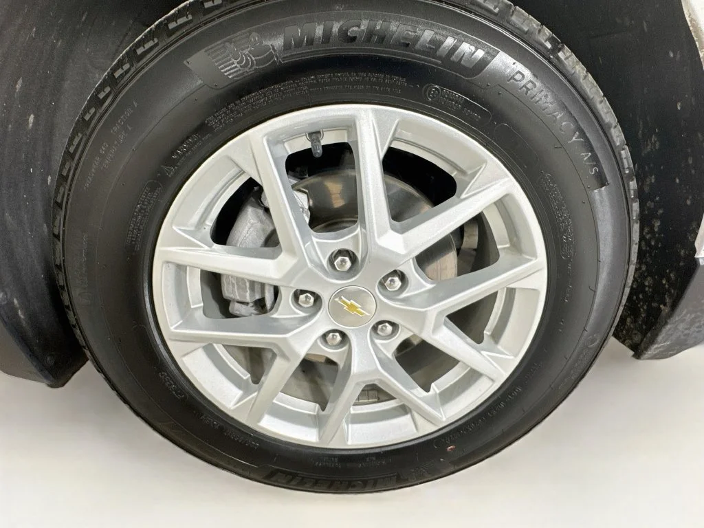 Used 2024 White Chevrolet LT image 39