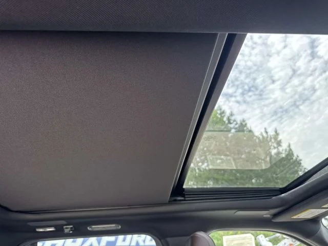 New 2027 Bronze Fire Metallic Tinted Clearcoat Ford MAX King Ranch® image 24