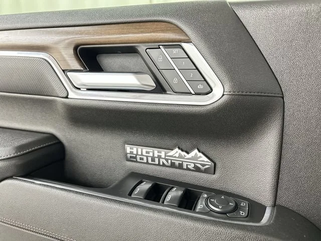 Used 2024 Iridescent Pearl Tricoat Chevrolet High Country image 23
