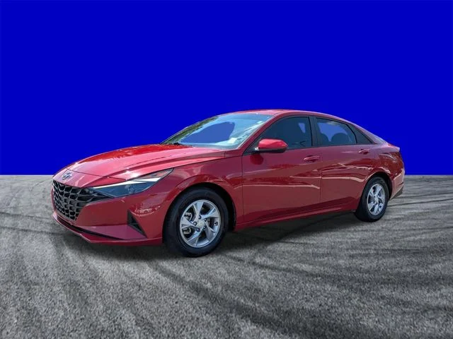 Certified Used 2022 Scarlet Red Hyundai SE image 8