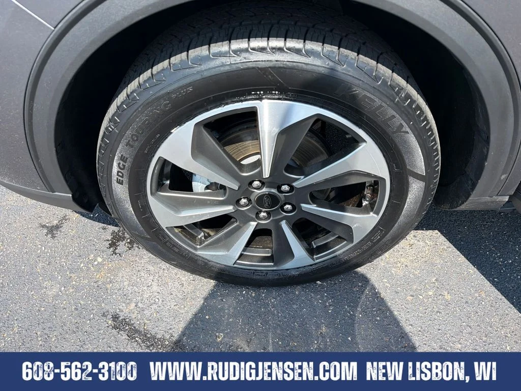 Used 2023 Gray Ford Platinum image 26
