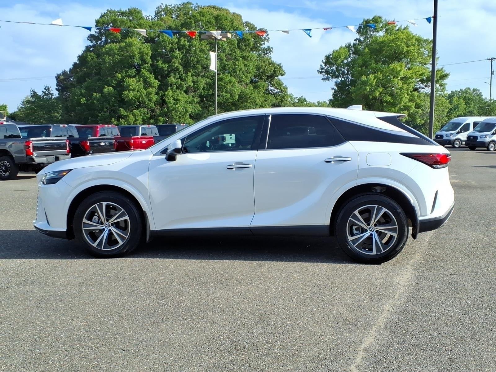 Used 2023 Eminent White Pearl Lexus RX 350 Luxury image 3