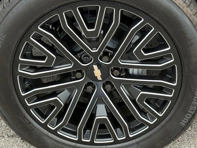 2026 Chevrolet Silverado 1500 High Country - Photo 11