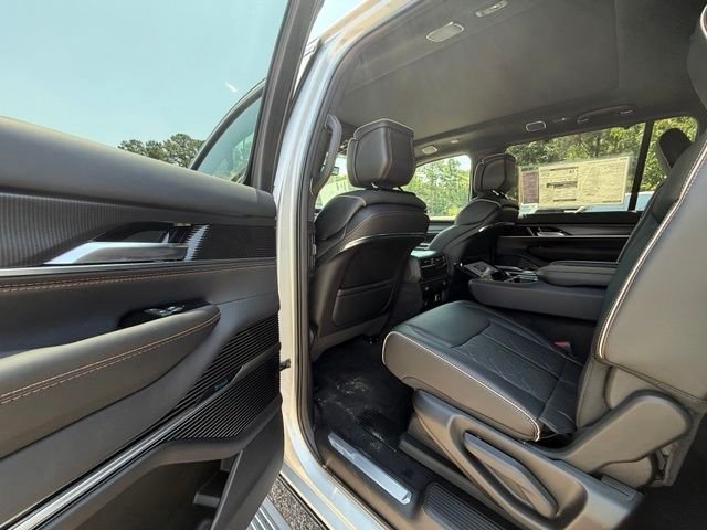 New 2026 Silver Zynith Jeep Grand Wagoneer image 30