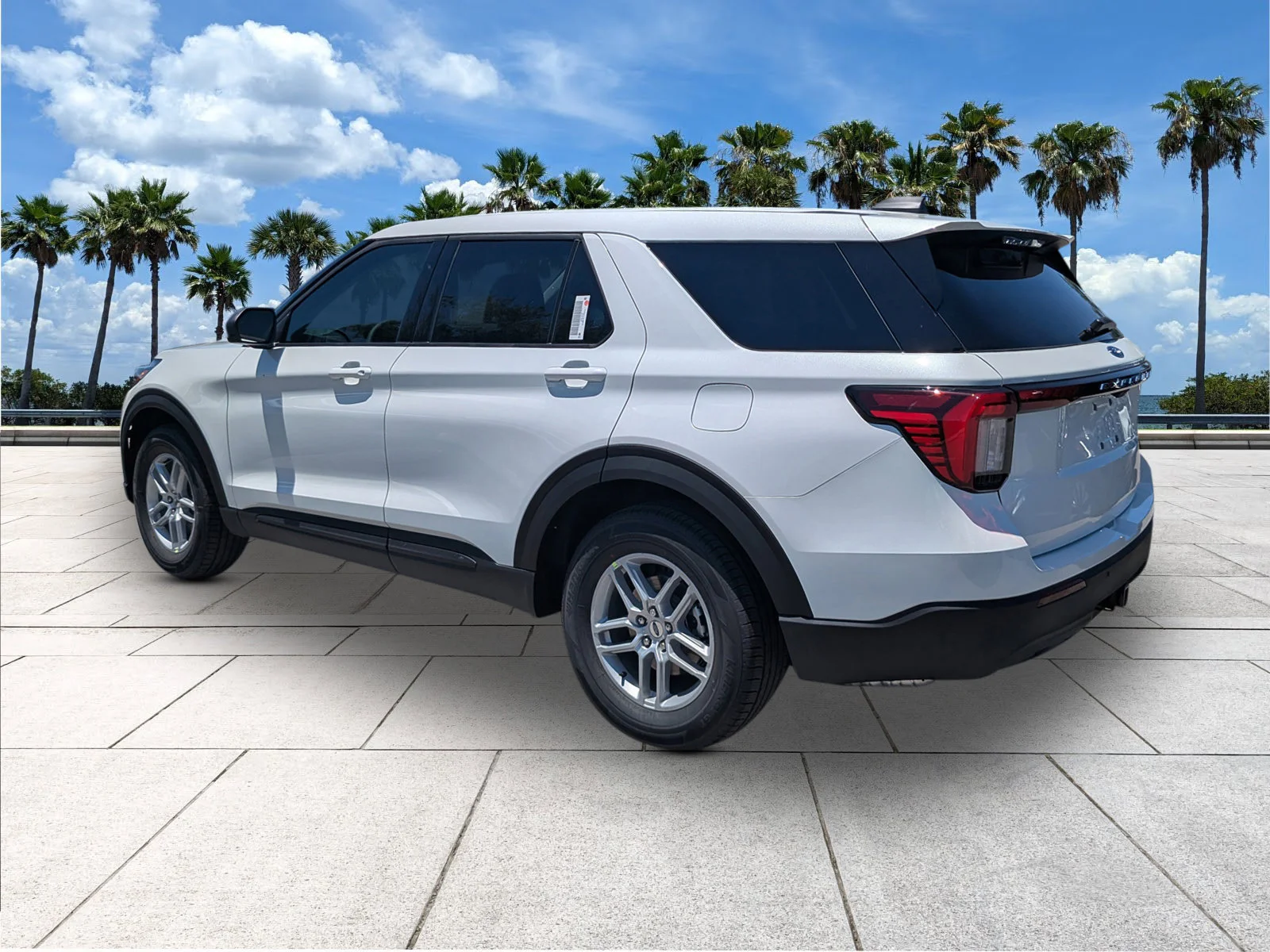New 2026 Star White Metallic Tri-Coat Ford Active 100A image 7