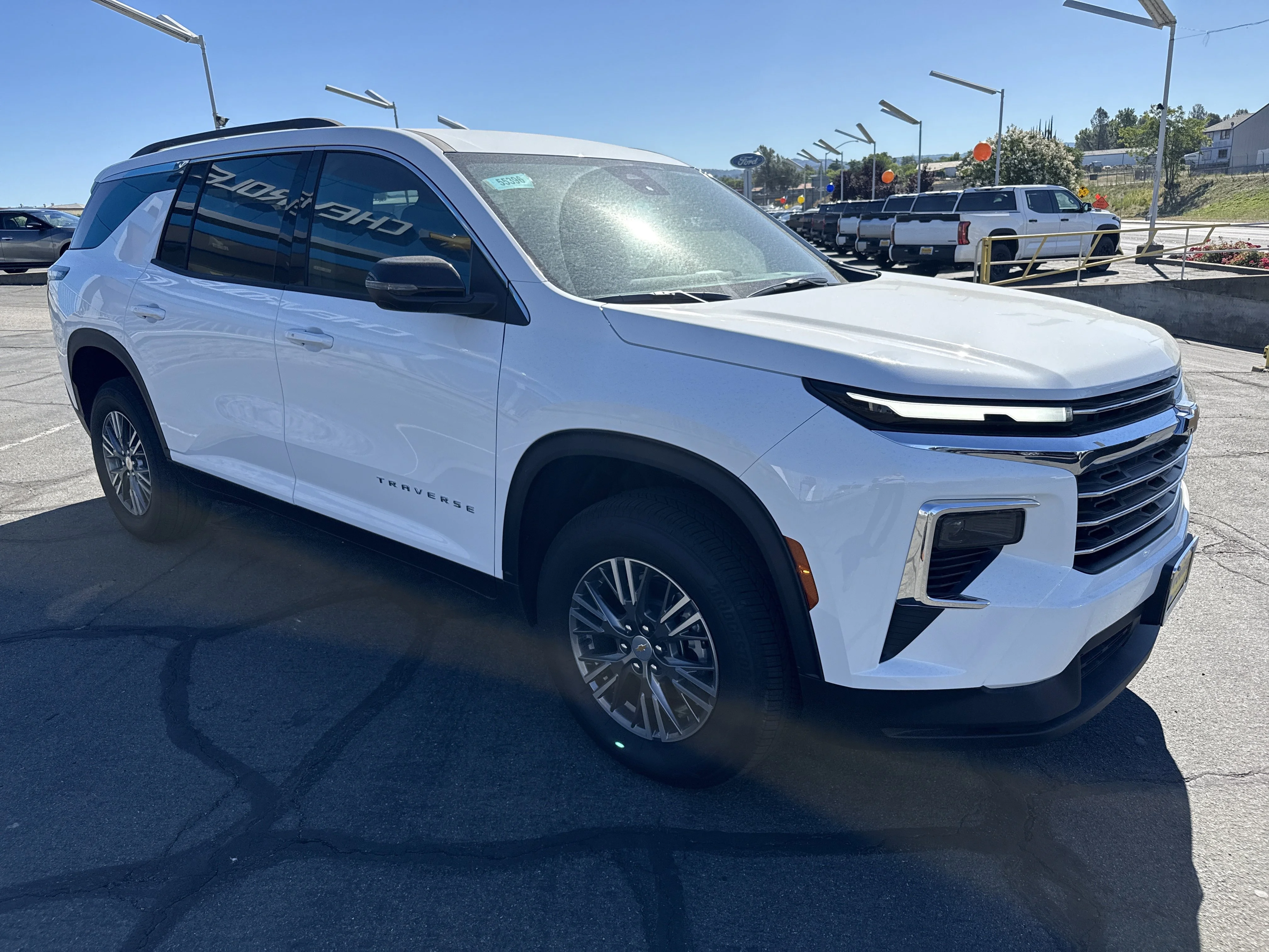 New 2026 Summit White Chevrolet LT image 6