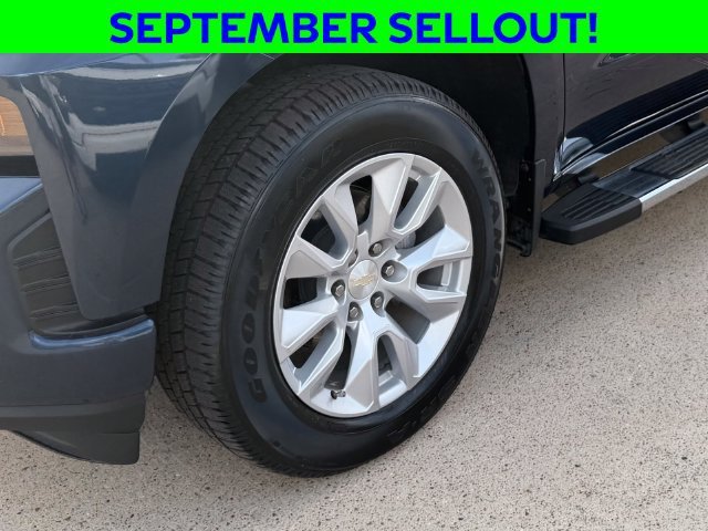 Used 2022 NORTHSKY BLUE METALLIC Chevrolet Custom image 10