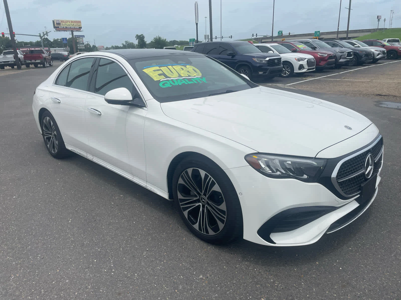 2025 Mercedes-Benz E-Class E350's photo