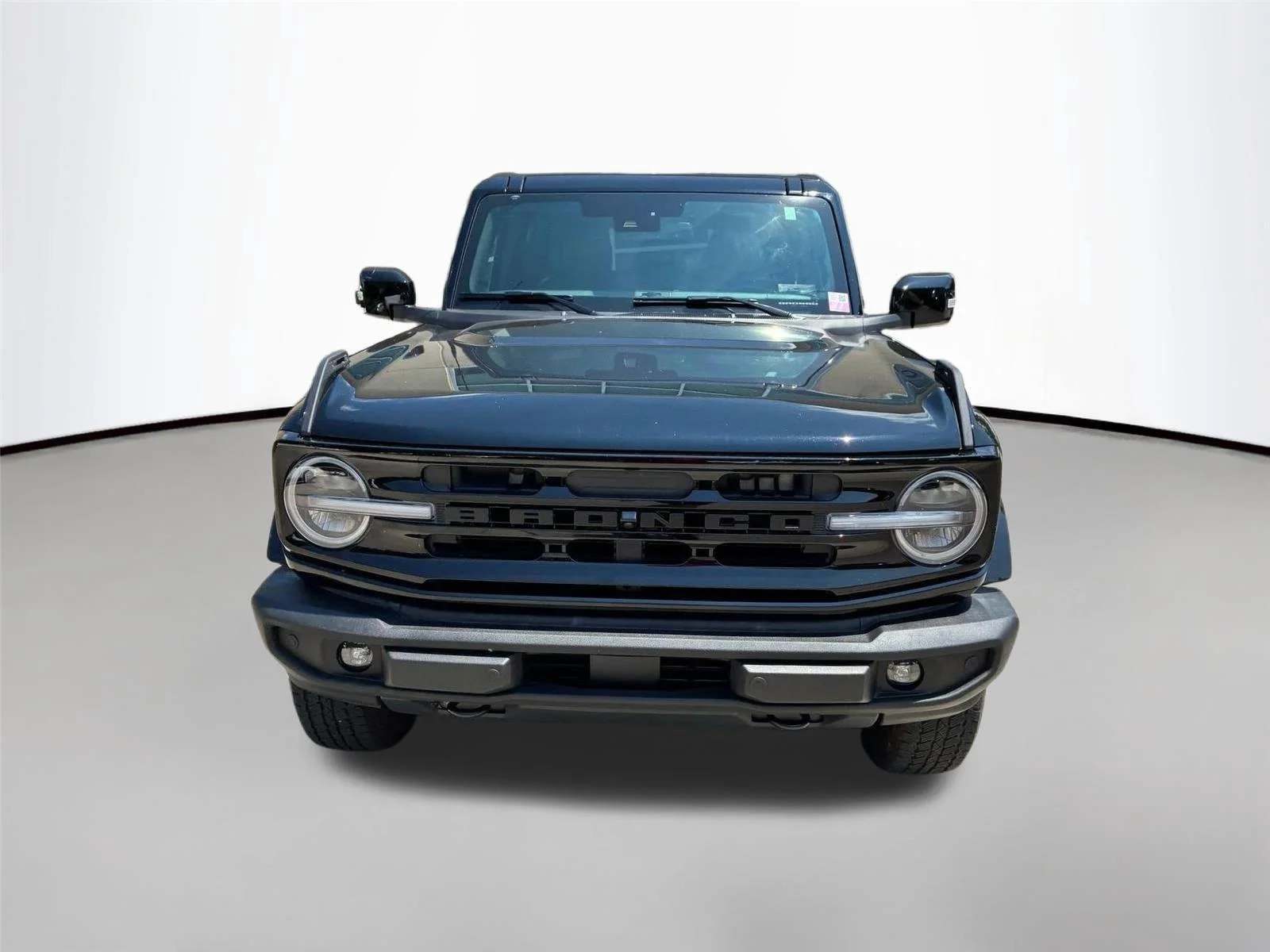 Used 2025 Shadow Black Ford Outer Banks image 25