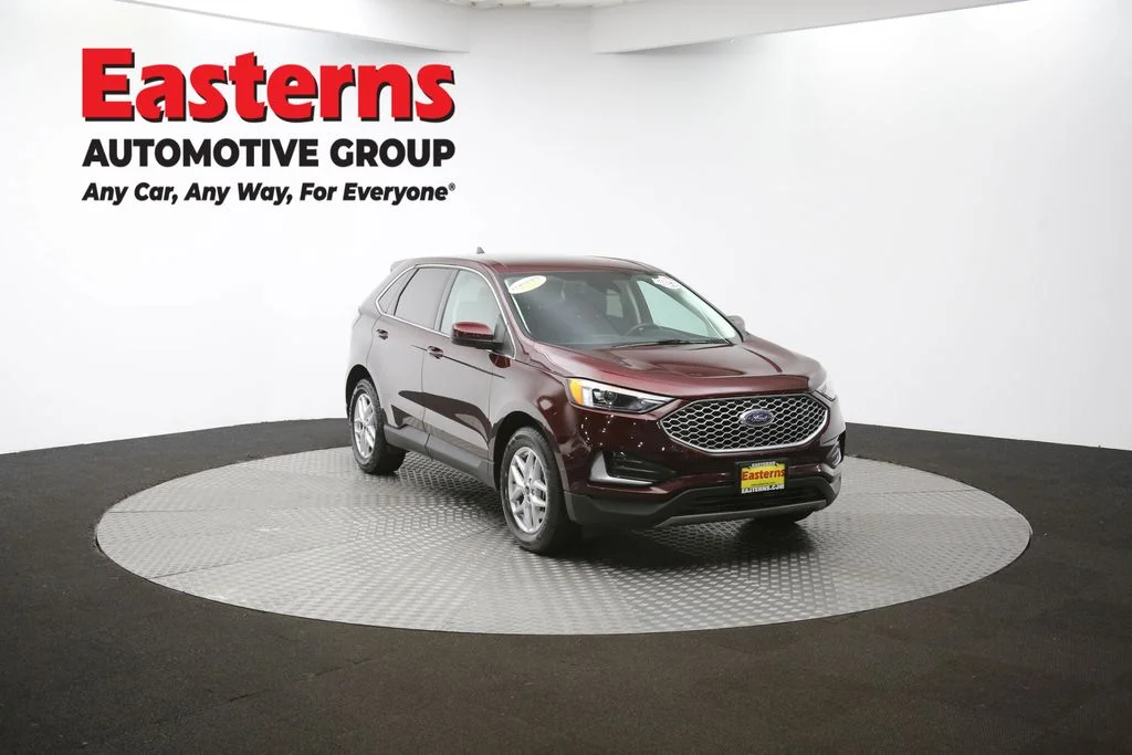Used 2024 Red Ford SEL image 49