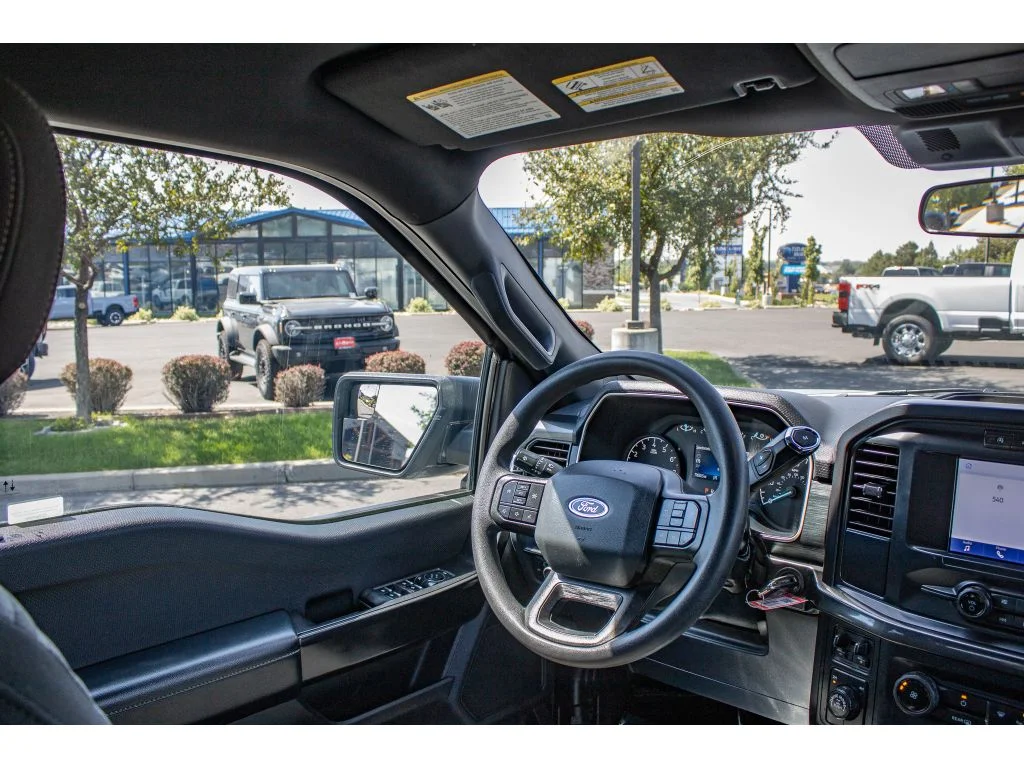 Used 2021 ICONIC SILVER METALLIC Ford XL image 21
