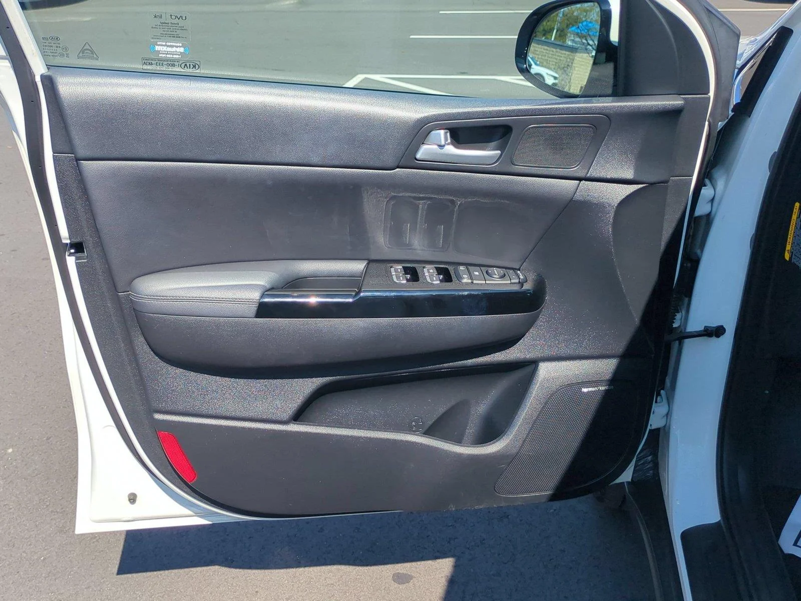 Used 2022 Snow White Pearl Kia EX image 14