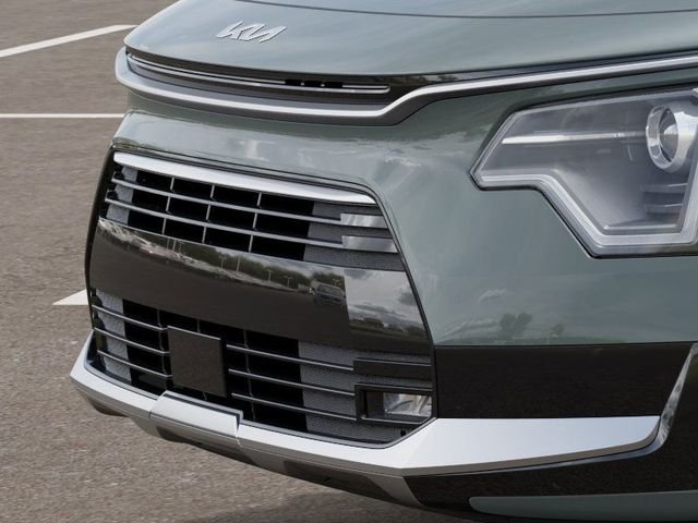 2025 Kia Niro EX Touring - Photo 13