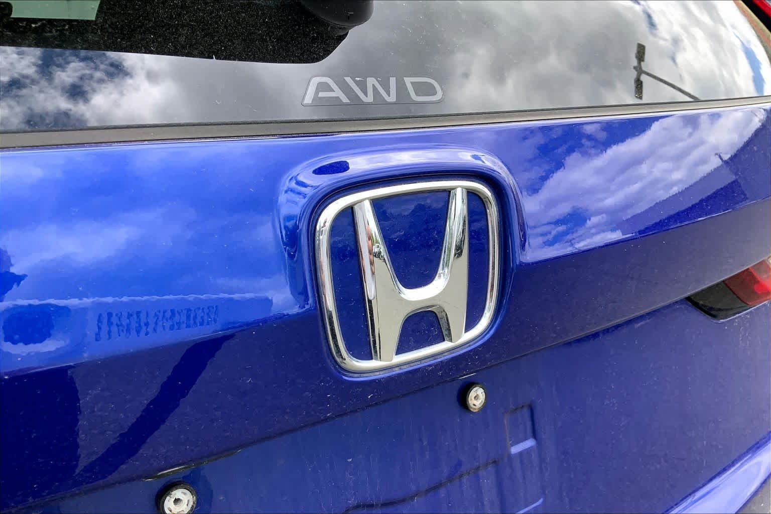 Used 2025 Still Night Pearl Honda EX-L image 10