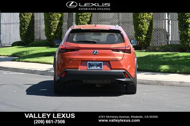 Used 2019 Orange Lexus 250h Base image 5