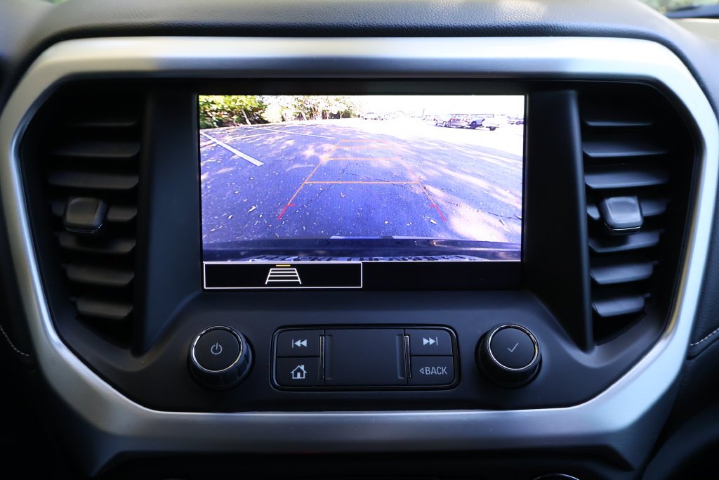 2023 GMC Acadia SLE - Photo 17