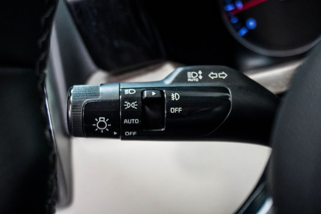 Used 2022 Gray Kia EX image 19