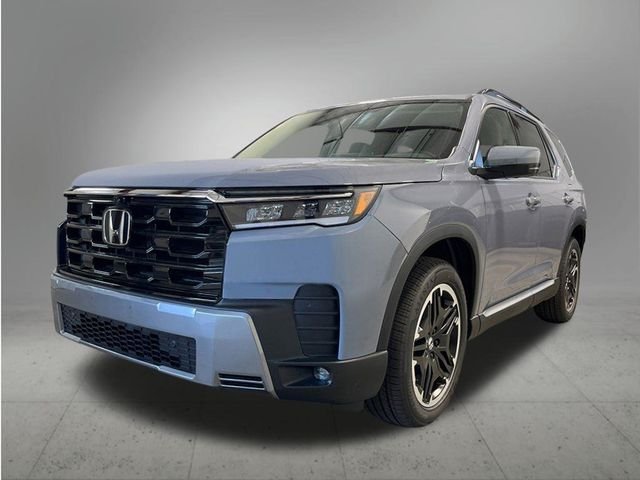 2026 Honda Pilot Touring AWD's photo