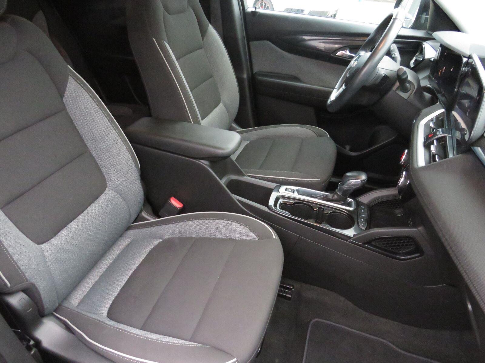 Used 2024 Mosaic Black Metallic Chevrolet LT image 19