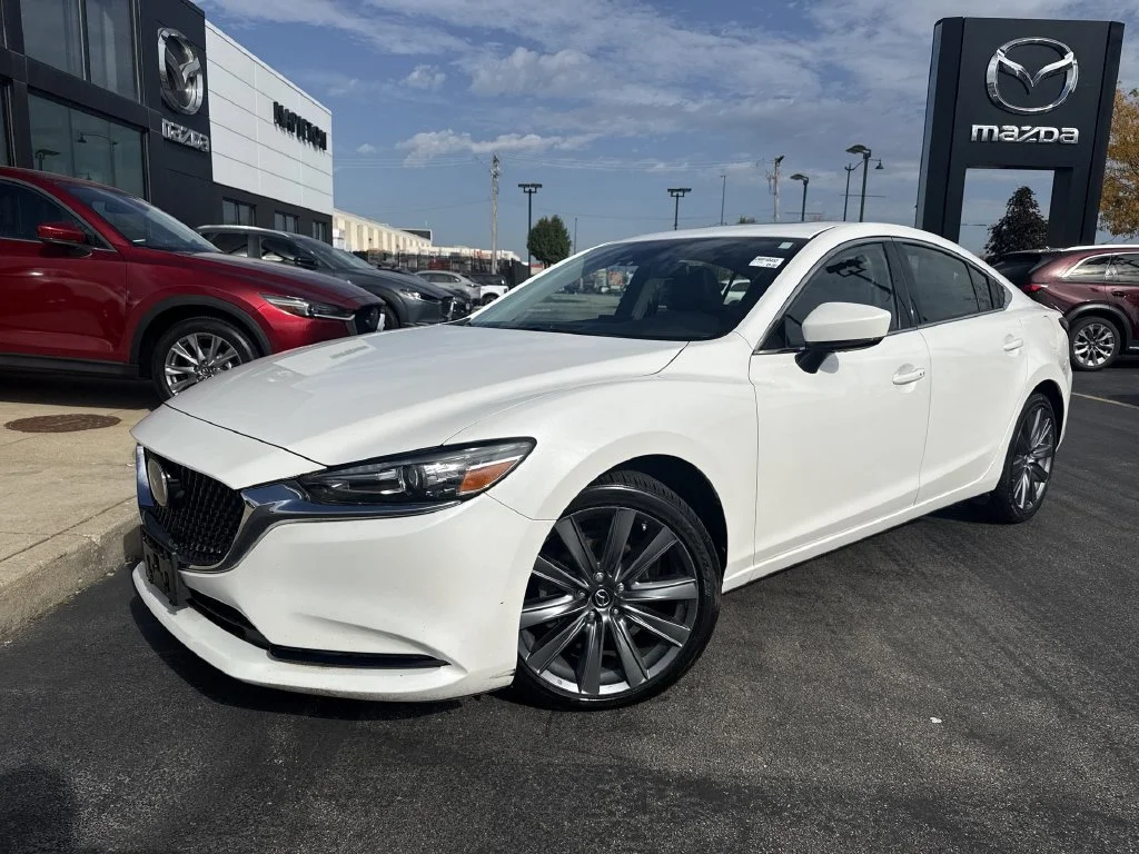 Used 2018 White Mazda Touring image 7
