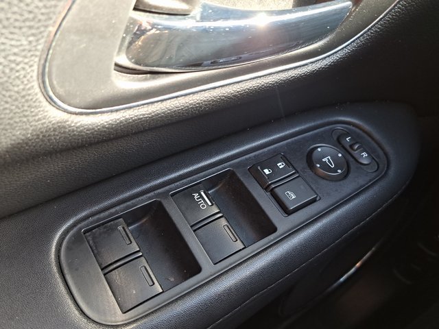 2016 Honda HR-V EX-L SUV Slide 19