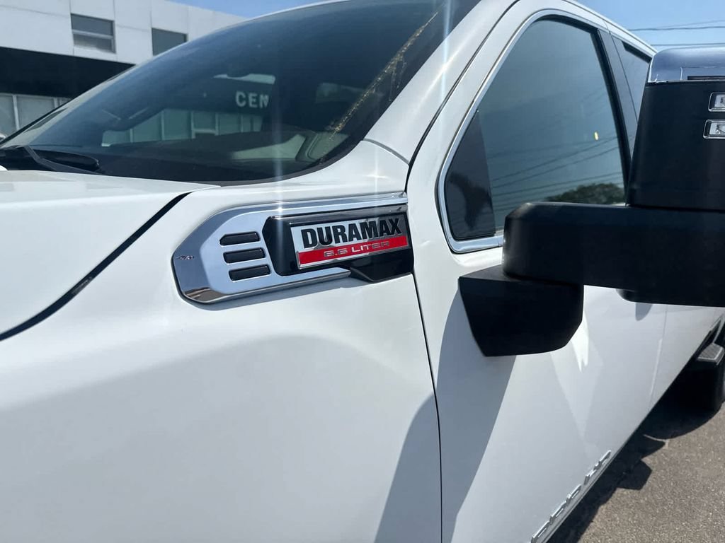 New 2026 Summit White GMC SLT image 10