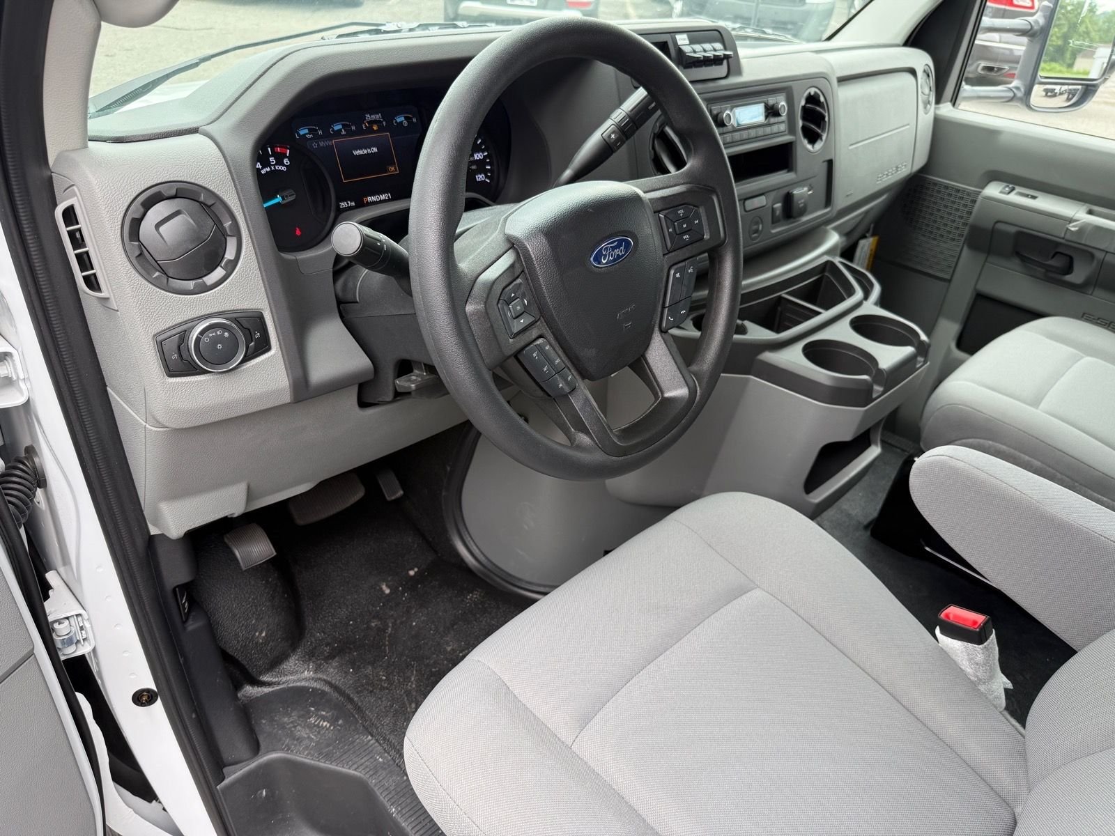 2026 Ford E-Series Cutaway Base - Photo 11