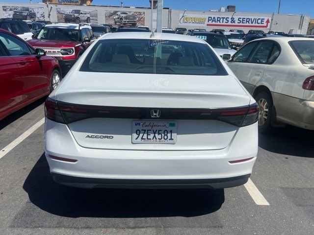 Used 2023  Honda LX image 10