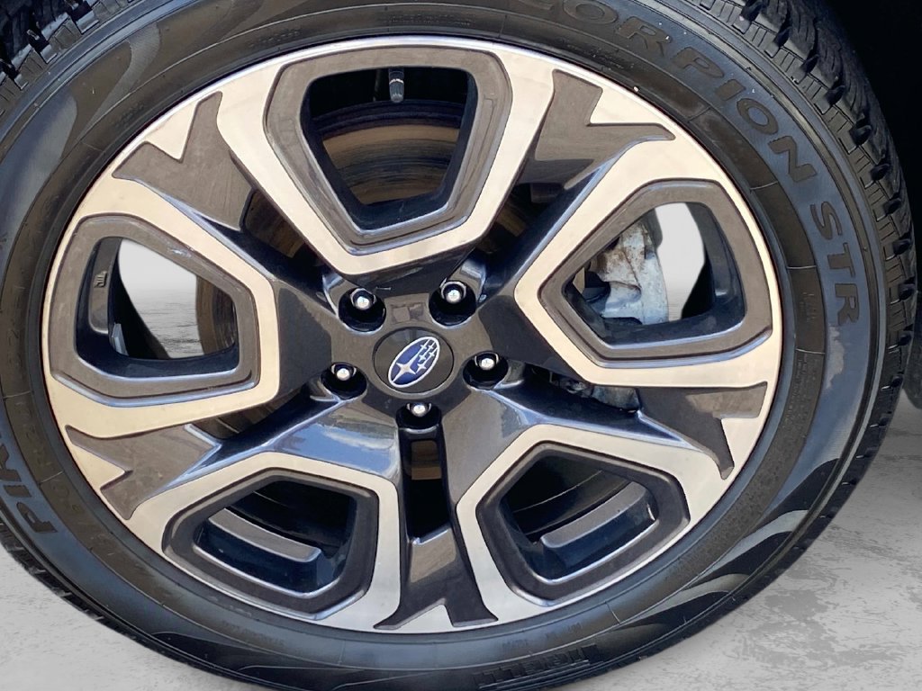 Used 2023 Silver Subaru Limited image 33