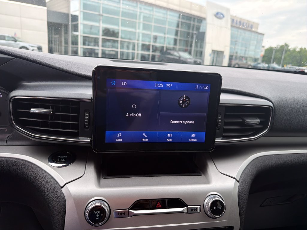 Used 2022 Silver Ford XLT image 17