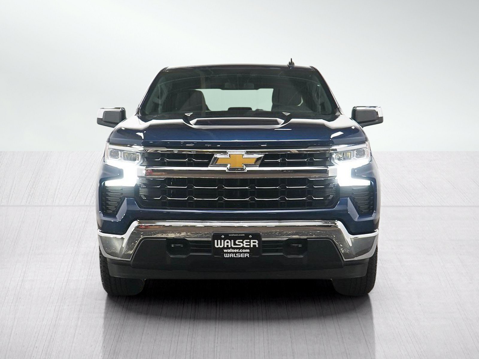 Used 2022 Northsky Blue Metallic Chevrolet LT image 8