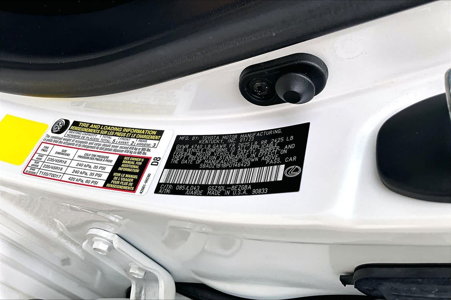 Used 2023 Eminent White Pearl Lexus  image 35