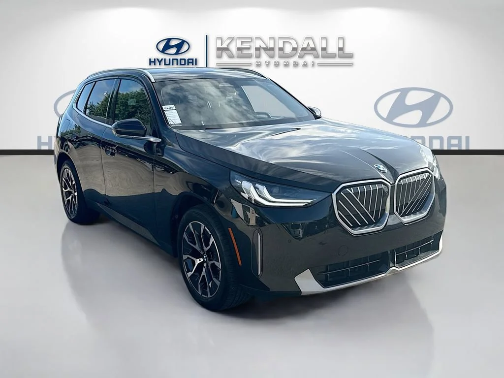 2025 BMW X3 30 XDRIVE's photo