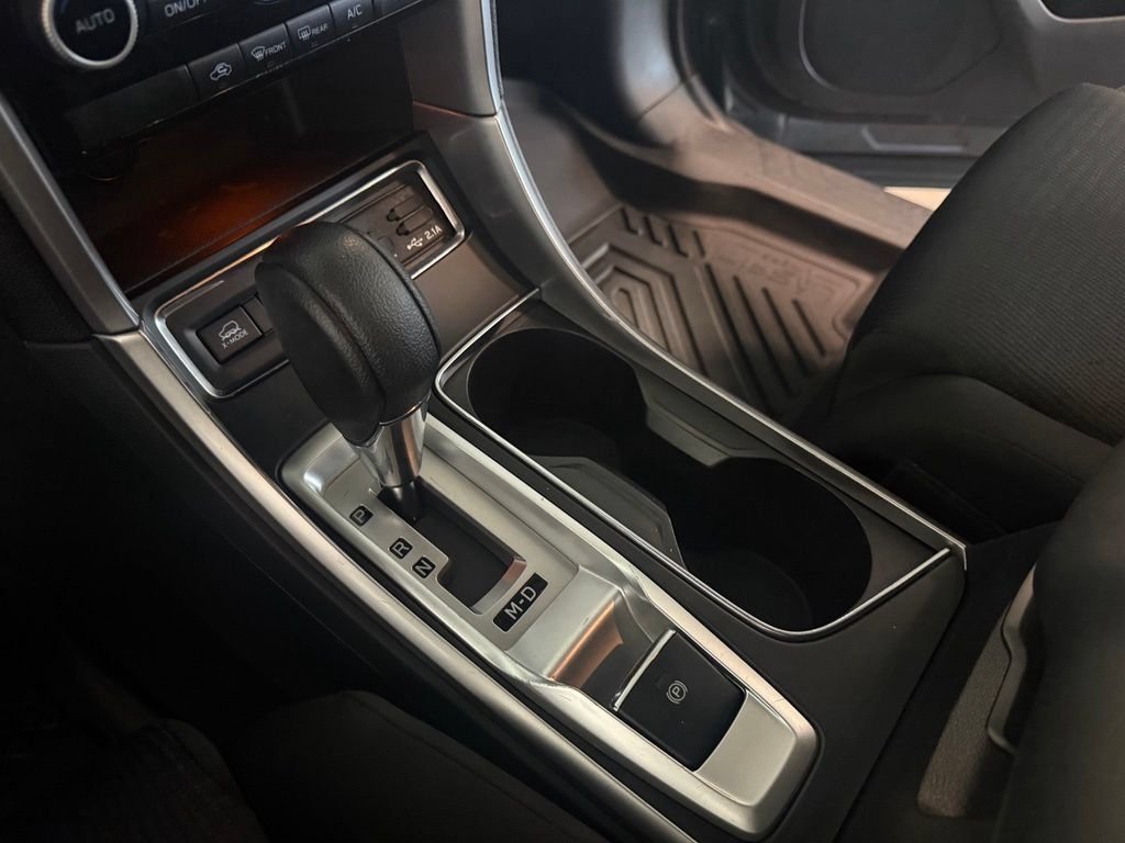 Used 2019 Gray Subaru Base image 13