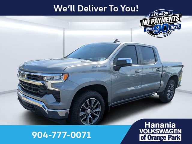 Used 2023 Gray Chevrolet LT image 7