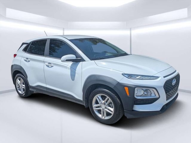 Used 2019 White Hyundai SE image 1