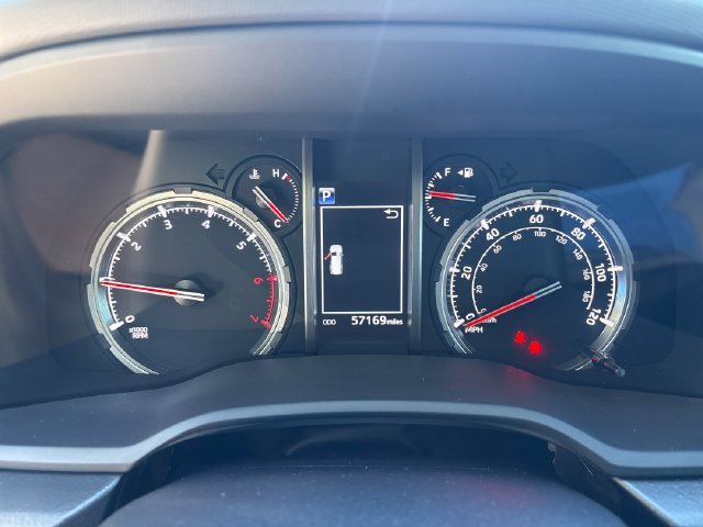 Used 2021 White Toyota Venture image 18