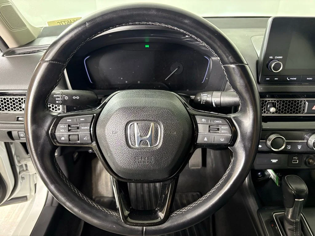 Used 2022  Honda EX image 23
