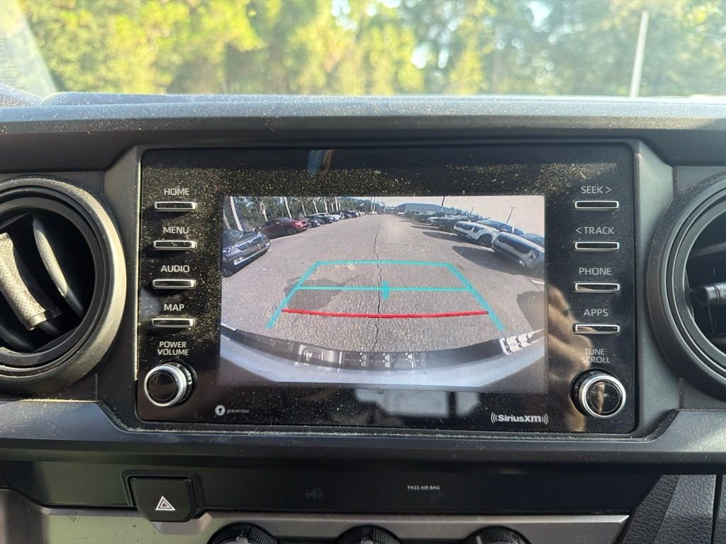 Used 2020 White Toyota SR image 13