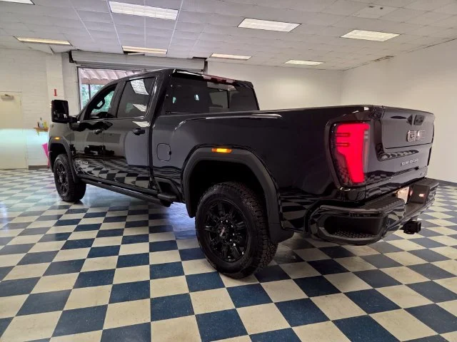 New 2026 Onyx Black GMC AT4 image 5