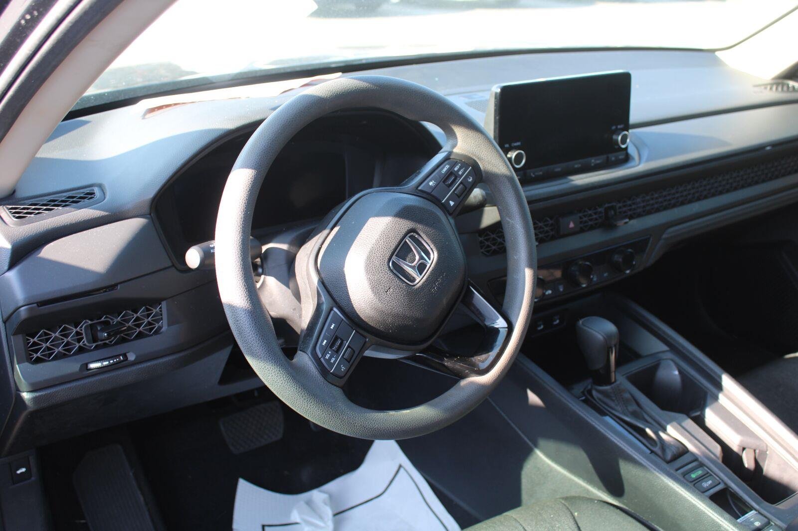 Used 2024 Meteorite Gray Metallic Honda LX image 9