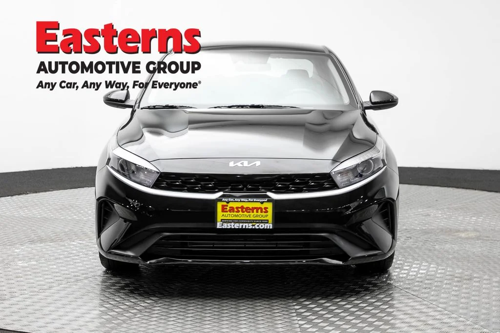Used 2024 Black Kia LXS image 2