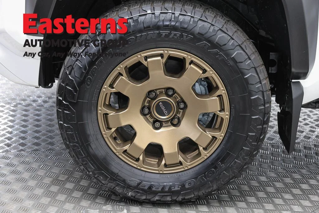 Used 2025 White Toyota Trailhunter image 34