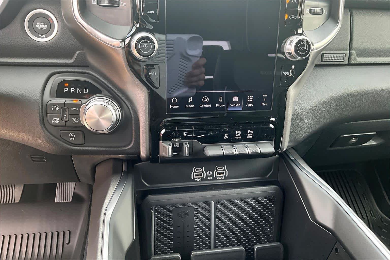 New 2026 Bright White Clearcoat Ram Laramie image 19