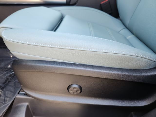 Certified Used 2026 Gray Mercedes-Benz GLA 250 image 9