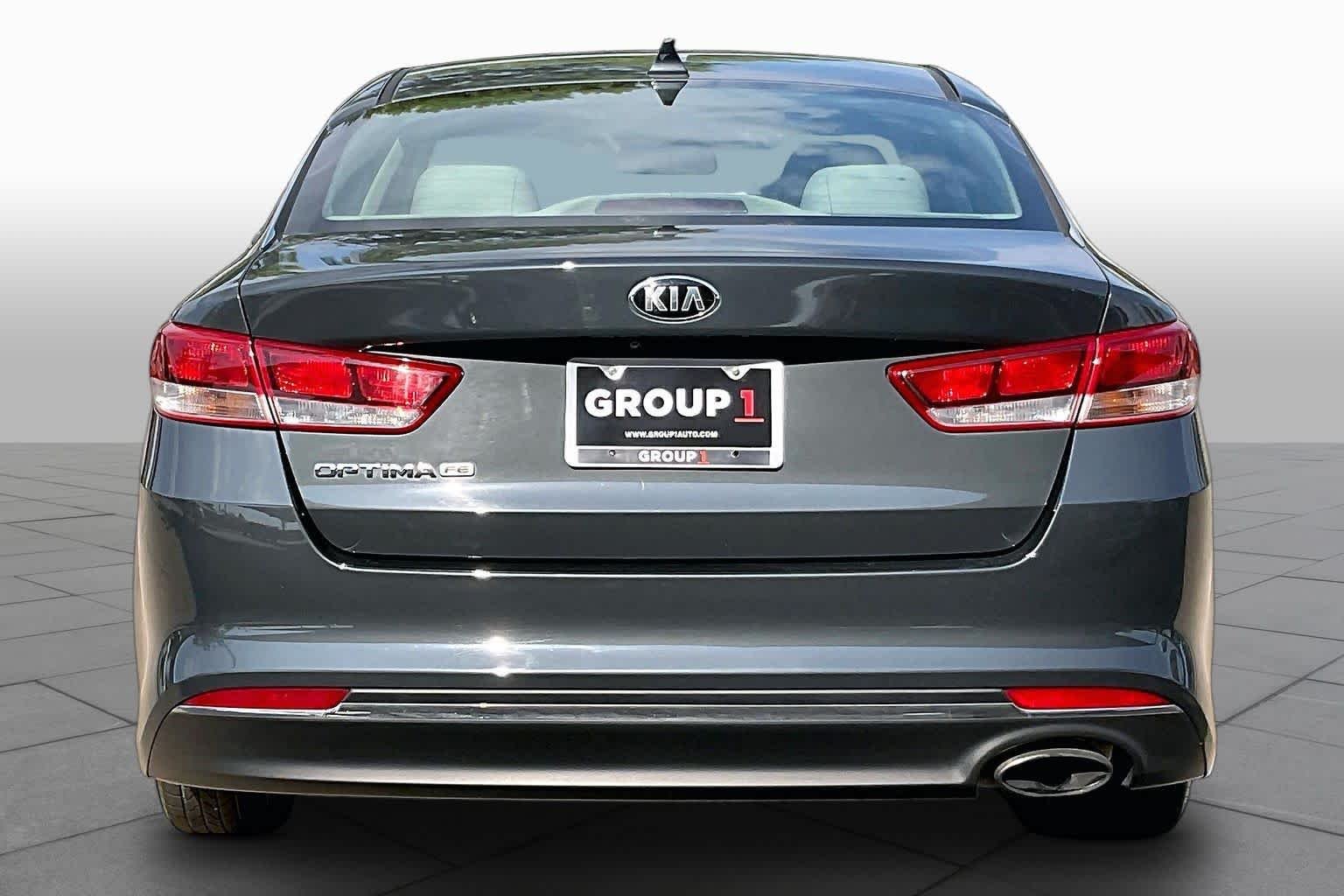 Pre-Owned 2016 Kia Optima LX