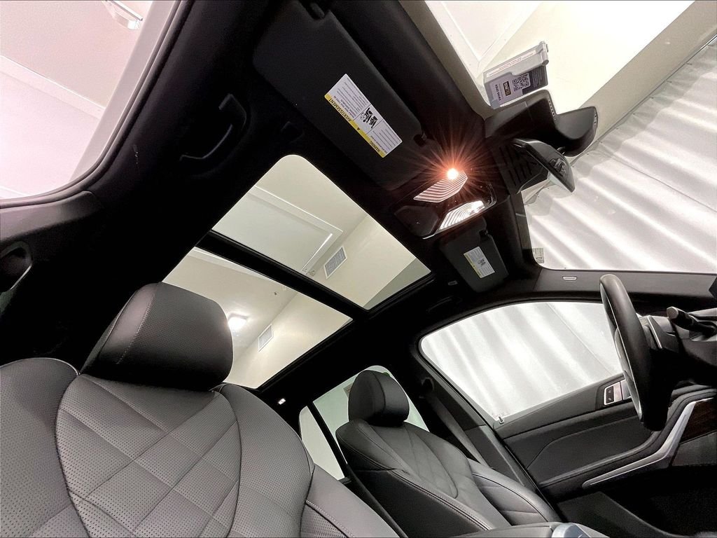 Used 2026 Alpine White BMW xDrive40i image 22