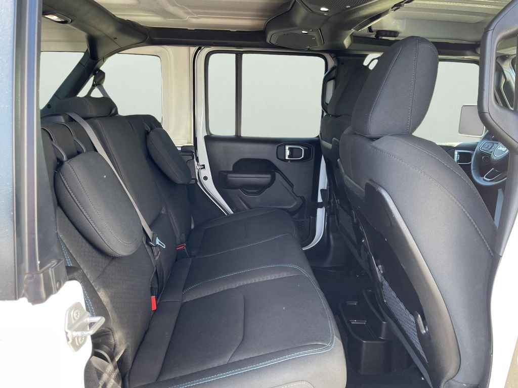 Used 2024 White/off-white Jeep Hybrid Rubicon 4XE image 12