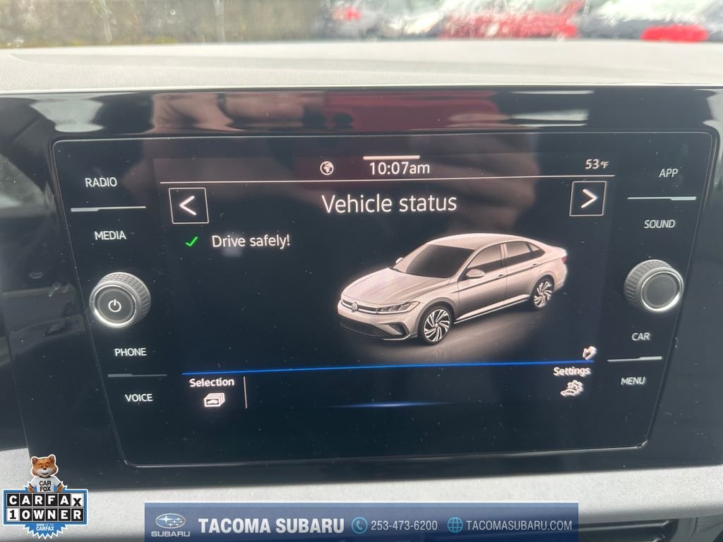 2025 Volkswagen Jetta SE - Photo 14